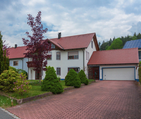 DIE ERSTE ADRESSE FÜR DIE VERMITTLUNG VON IMMOBILIEN Image 1 DIE ERSTE ADRESSE FÜR DIE VERMITTLUNG VON IMMOBILIEN Image 1
